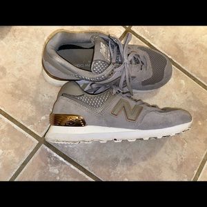 New balance rose gold